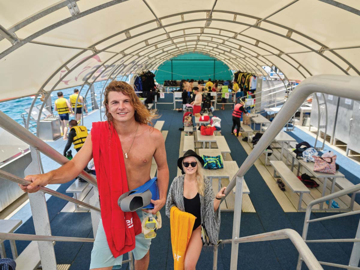 outer reef tours cairns