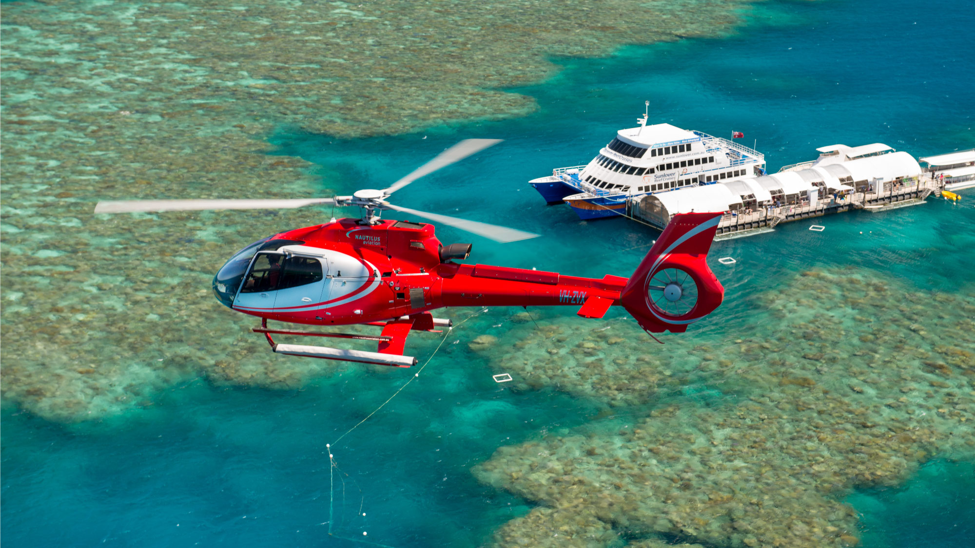 Helicopter scenic flight Grat Barrier Reef